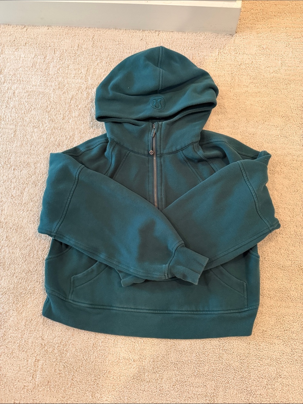 lululemon green scuba hoodie